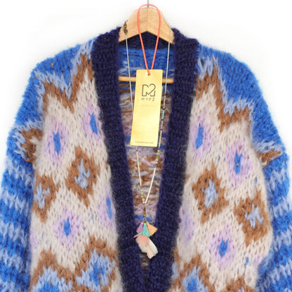 Patron de tricot – Veste en mohair épais Alpine Breeze No.12 (ENG-DE-NL-ES-FR-IT-DA-SV-NO)