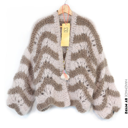 Kit de tricot - cardigan court en mohair épais Stonies Wave n°12 (ENG-DE-NL-ES-FR-IT-DA-SV-NO)