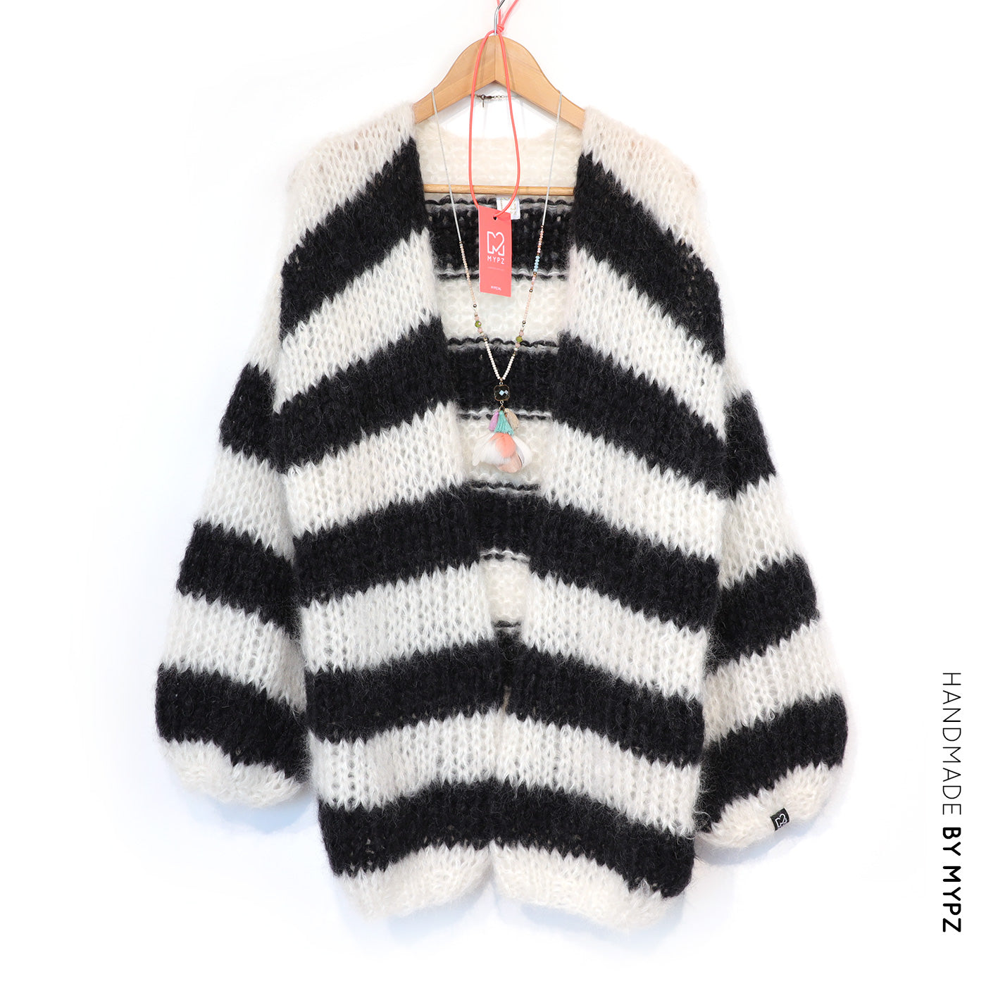 Knitting Kit – MYPZ Chunky Mohair Cardigan Black & White No.15 (ENG-NL-DE)