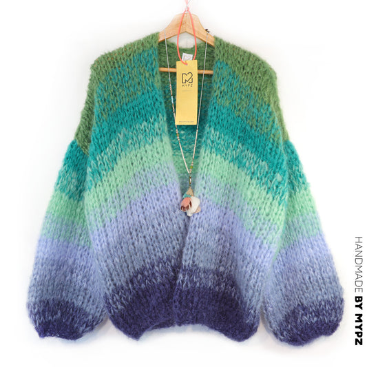 Kit de tricot – Gilet en mohair épais MYPZ Mystic Lagoon n° 15 (ENG-DE-NL-ES-FR-IT-DA-SV-NO)