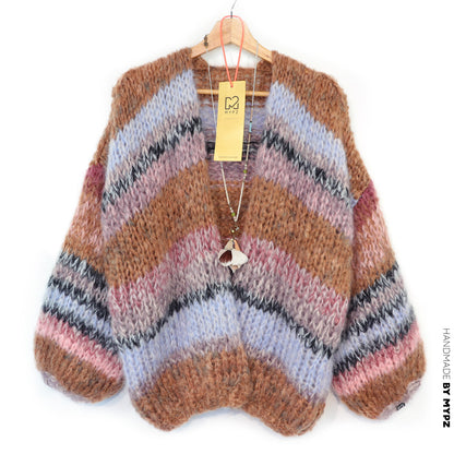 Patron de tricot – Cardigan MYPZ en mohair épais Walnut n° 15 (ENG-DE-NL-ES-FR-IT-DA-SV-NO)