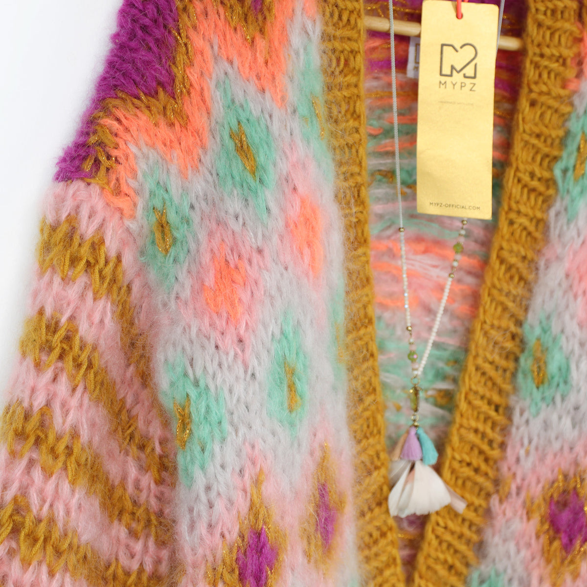 Patron de tricot - veste en mohair épais Flora n°12 (ENG-DE-NL-ES-FR-IT-DA-SV-NO)