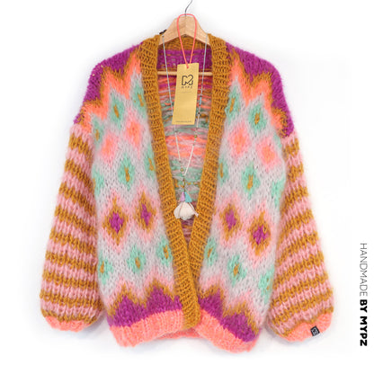 Patron de tricot - veste en mohair épais Flora n°12 (ENG-DE-NL-ES-FR-IT-DA-SV-NO)