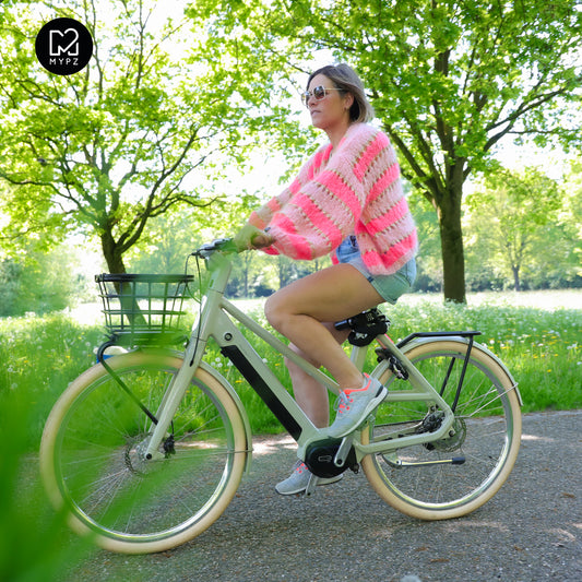 Kit de tricot – Gilet court léger en mohair MYPZ Summerflow No10 (ENG-NL-DE-FR-ES)